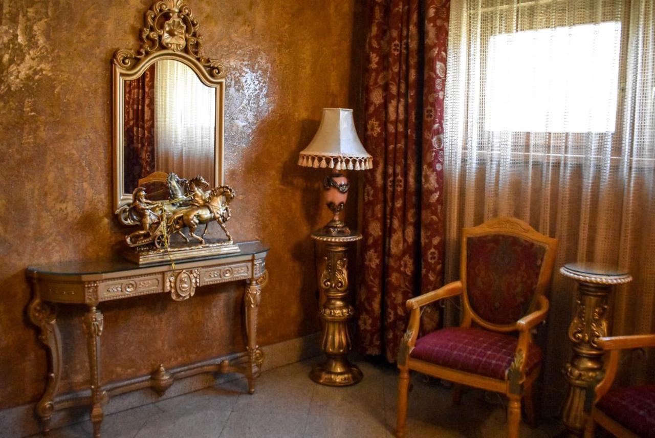 Premier Prezident Garni Hotel And Spa Сремски-Карловци Экстерьер фото