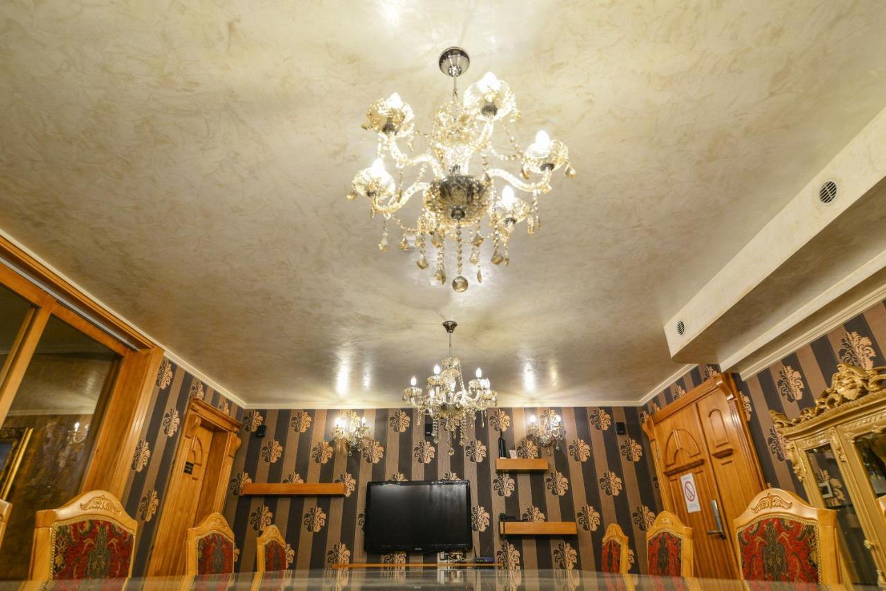 Premier Prezident Garni Hotel And Spa Сремски-Карловци Экстерьер фото