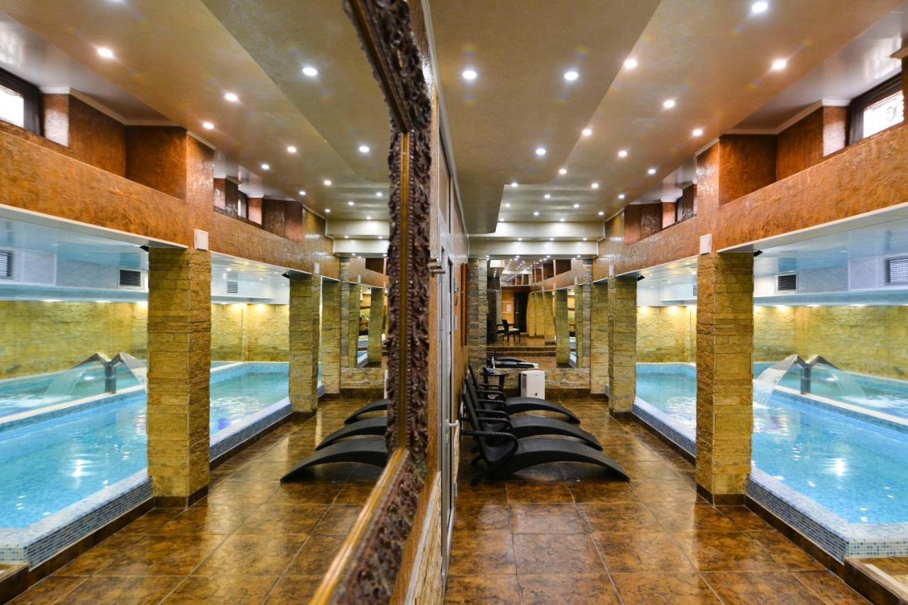 Premier Prezident Garni Hotel And Spa Сремски-Карловци Экстерьер фото