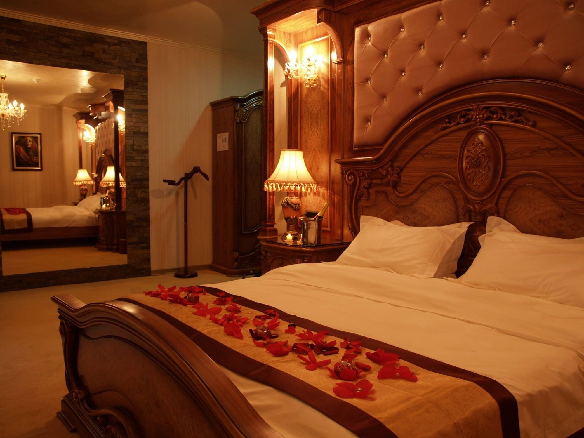 Premier Prezident Garni Hotel And Spa Сремски-Карловци Экстерьер фото
